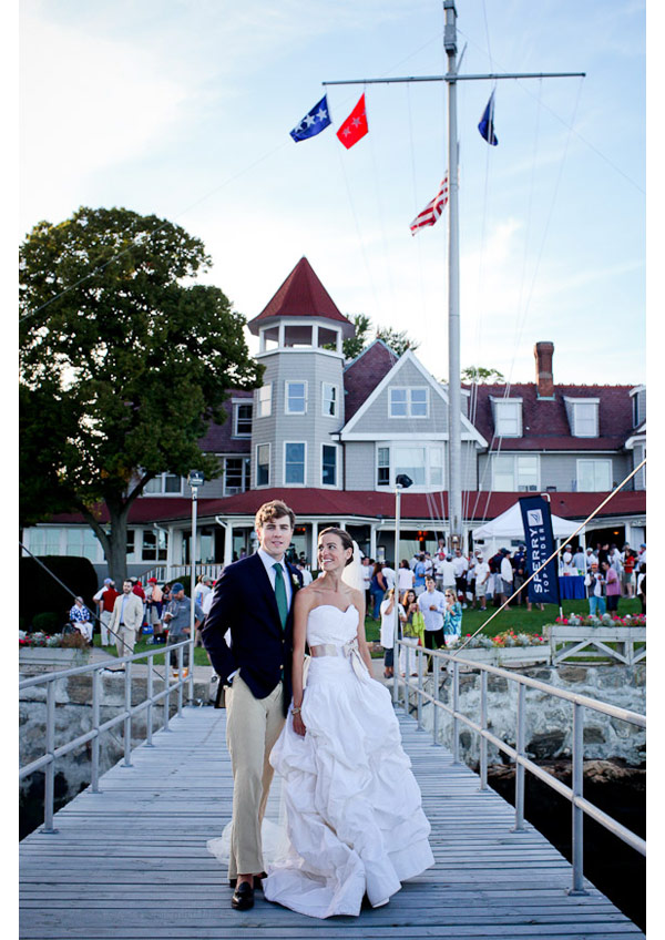 Larchmont Yacht Club wedding photo in front of clubhouse